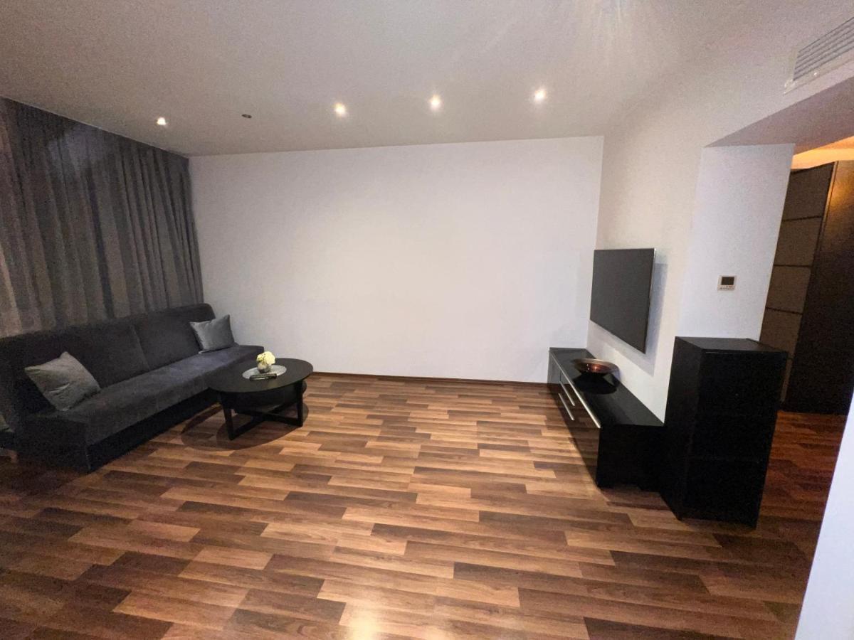 Residence Rin Grand Vitan Bucarest Esterno foto